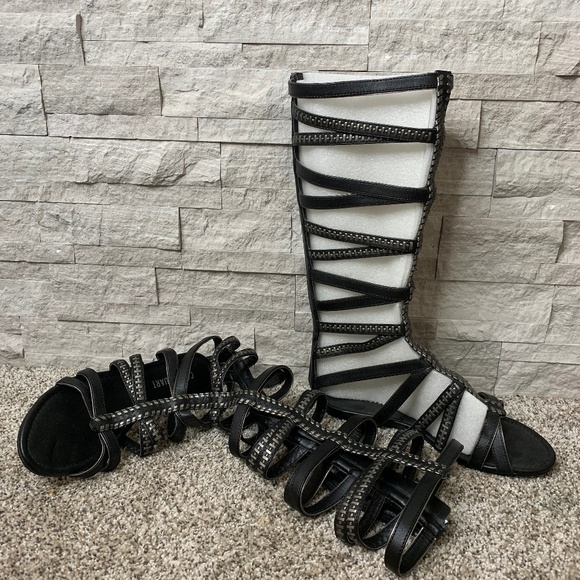 Colin Stuart Gladiator Sandals; size 8; black - Picture 2 of 6